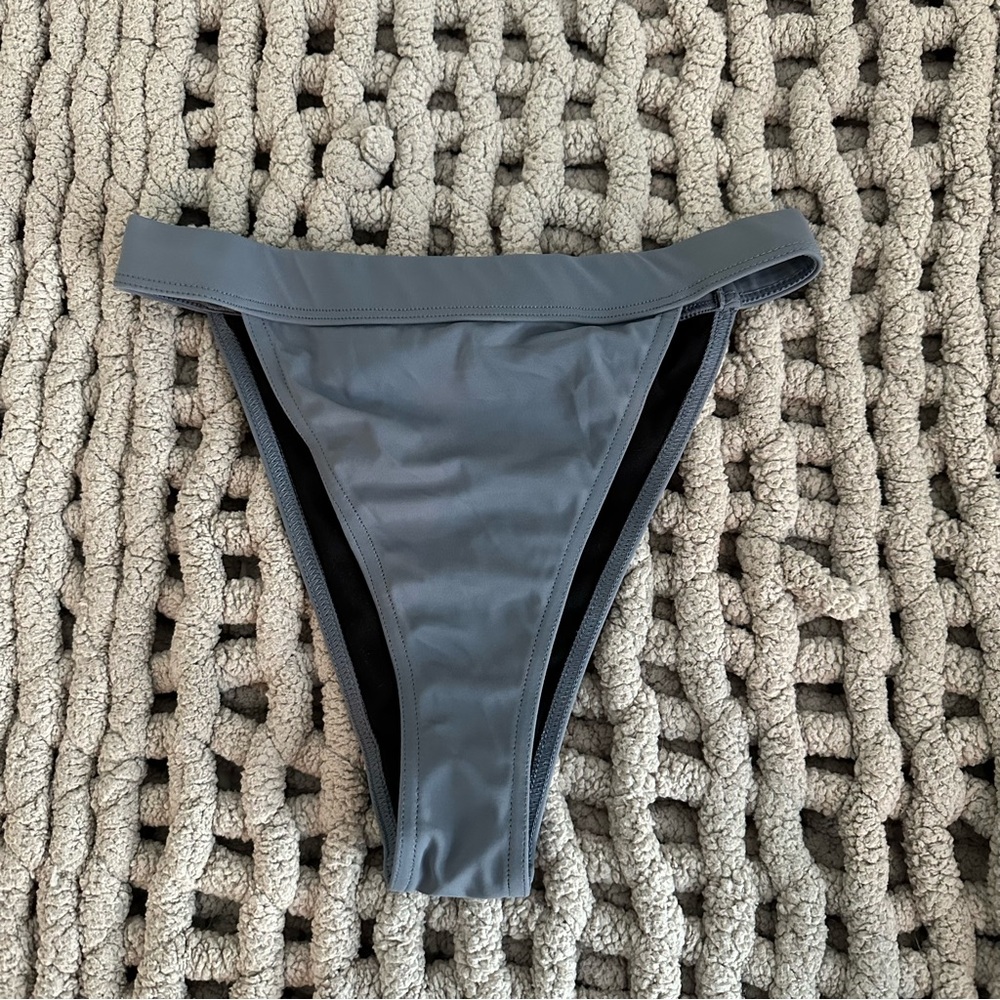 high leg bikini bottoms